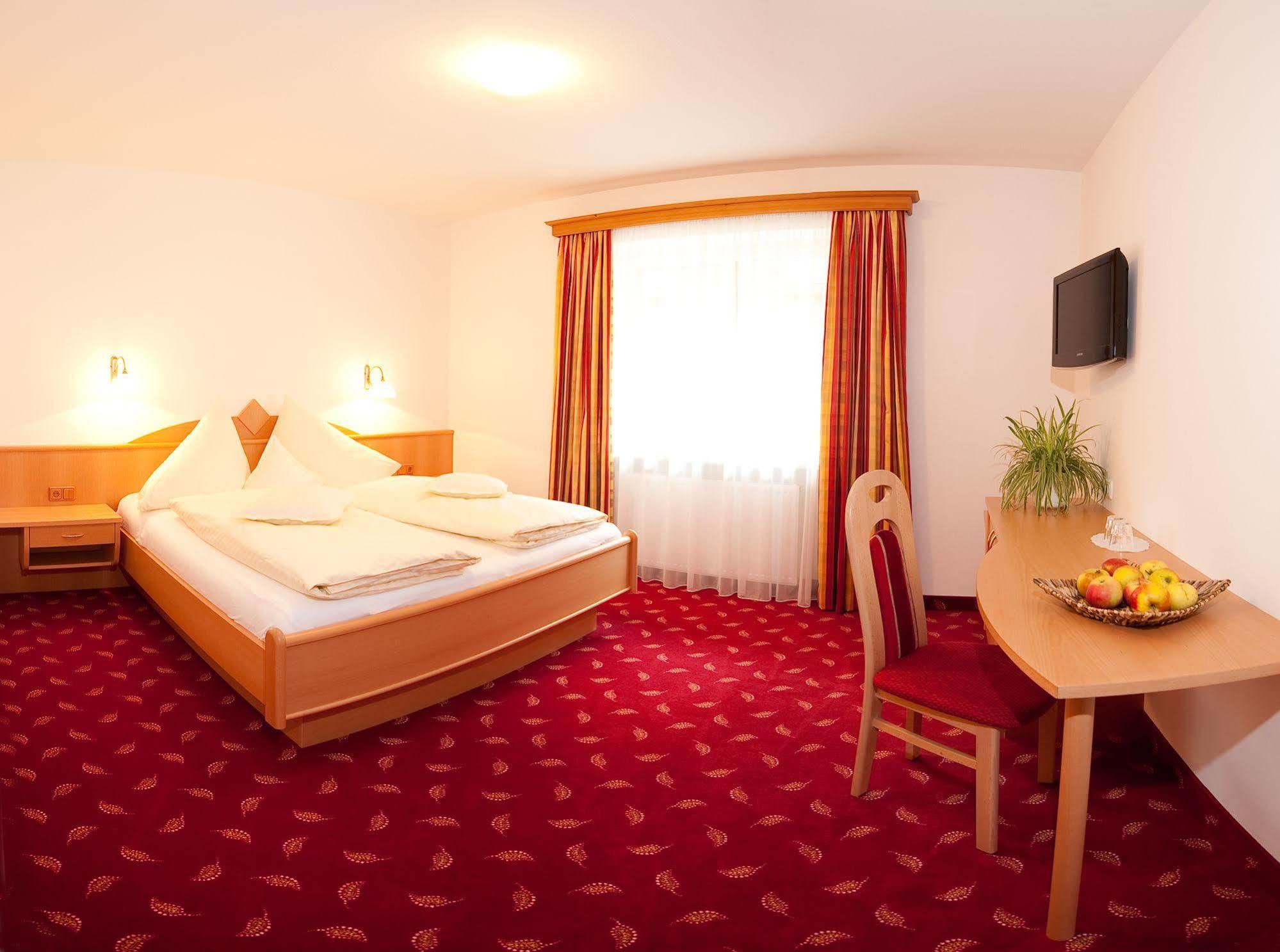 Fruehstueckshotel Birkenhof Rauris Ngoại thất bức ảnh