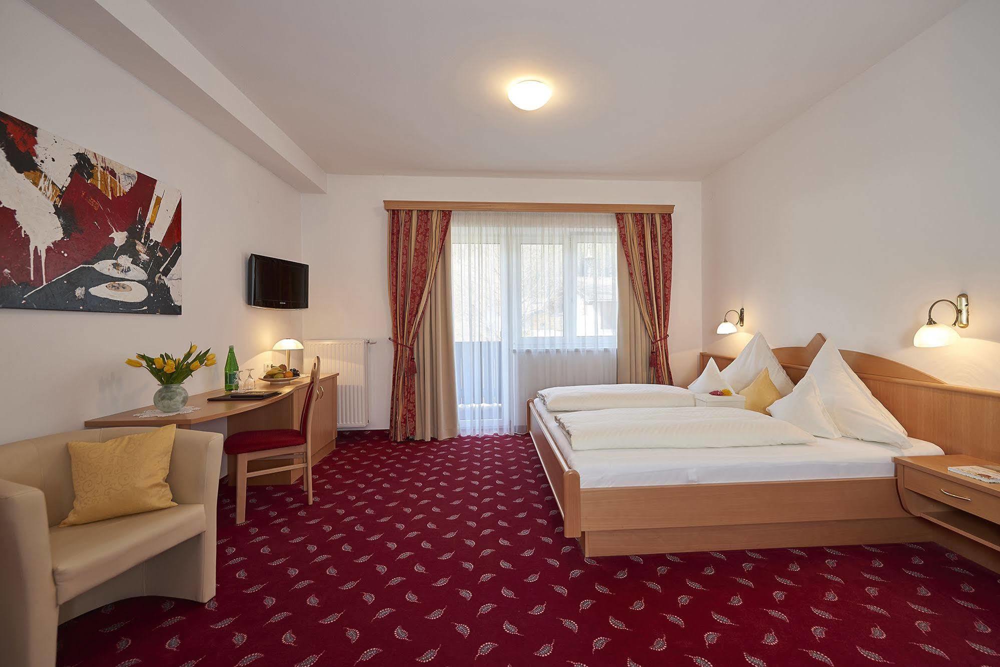 Fruehstueckshotel Birkenhof Rauris Ngoại thất bức ảnh